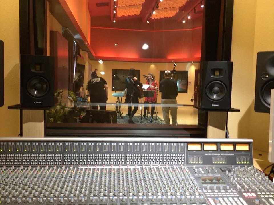 Virginie Marine live